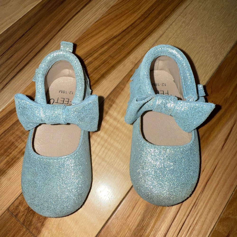 Blue Sparkly moccasins size 12-18 month